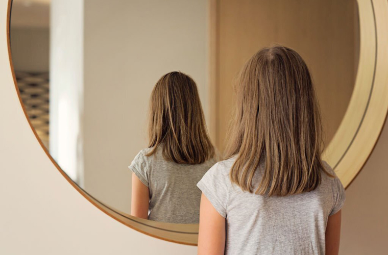 مضرات آرایش کودکان