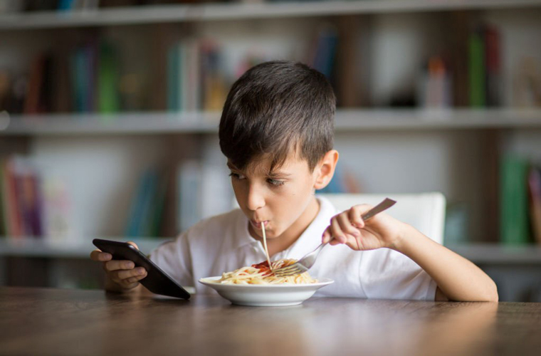 محدود کردن دسترسی کودک به موبایل